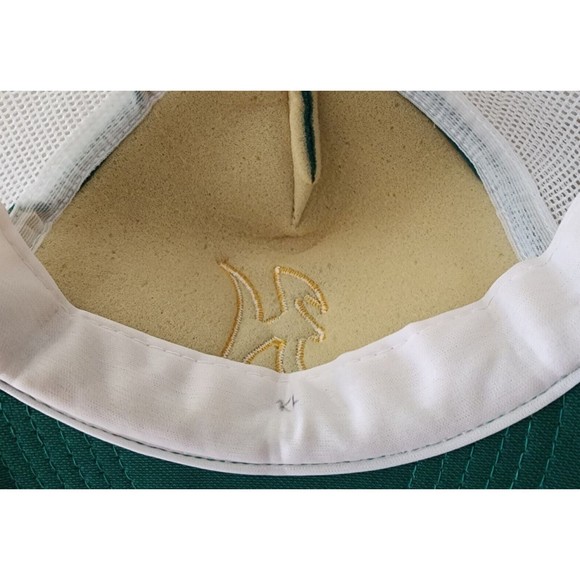 Mesh Adjustable Green and White Hat - Picture 5 of 7